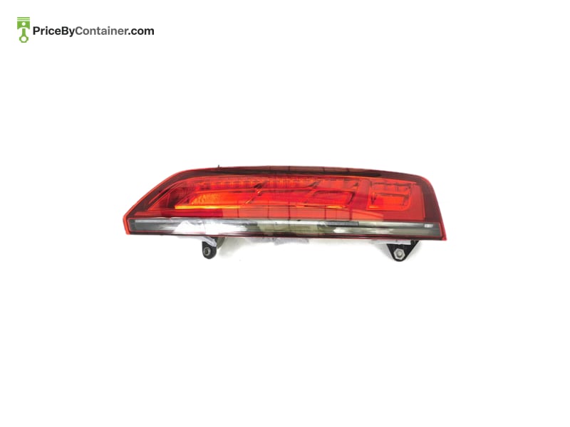 AUDI / VOLKSWAGEN 4S0945096C — AUDI GENUINE TAIL LIGHT RH 4S0945096C