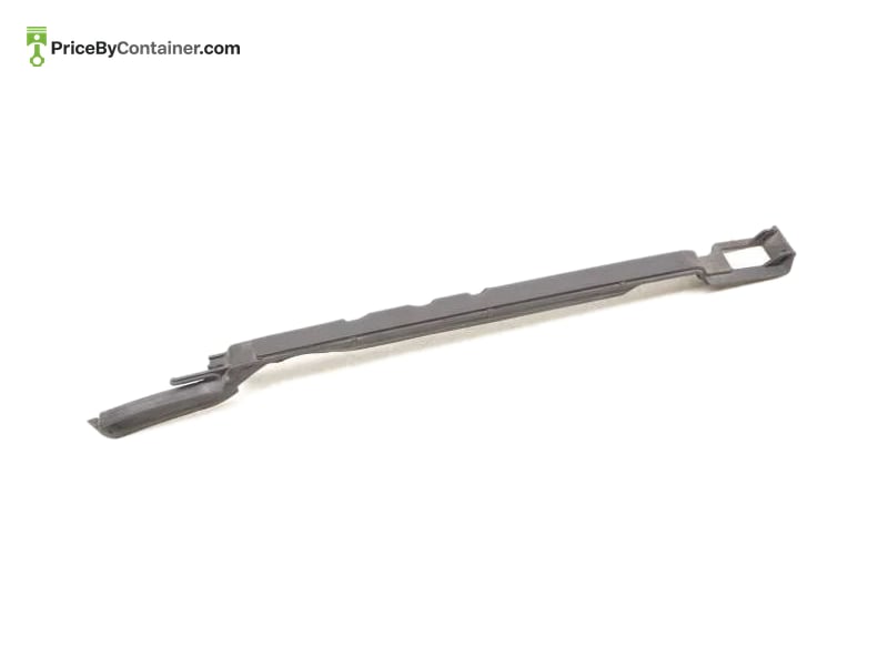 AUDI / VOLKSWAGEN 8S0121332B — AUDI / VOLKSWAGEN GENUINE RIGHT RADIATOR GUARD 8S0121332B