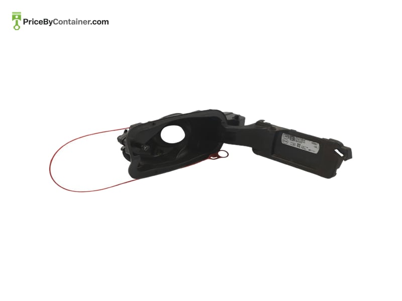 AUDI / VOLKSWAGEN 8V5809906B — AUDI / VOLKSWAGEN GENUINE FUEL FLAP INSERT 8V5809906B