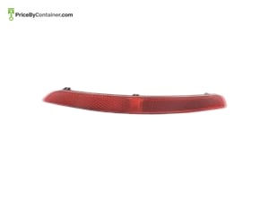 AUDI / VOLKSWAGEN 8V5945106A — AUDI / VOLKSWAGEN GENUINE REFLECTOR RR RH 8V5945106A
