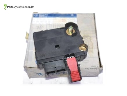 MERCEDES-BENZ 0005401950 — Mercedes Benz Genuine Battery Junction / 0005401950 Synopsis: Within the car’s electrical system is the Mercedes-Benz…