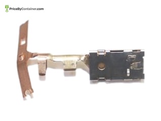 MERCEDES-BENZ 0009825126 — The Mercedes-Benz Genuine Female Contact 0009825126 is a meticulously engineered electrical component designed…