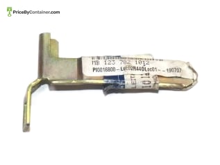 MERCEDES-BENZ 1237821012 — MERCEDES BENZ GENUINE NEW BRACKET 1237821012