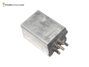 MERCEDES-BENZ 1268201210 — MERCEDES BENZ GENUINE REAR DEFROST CONTROL RELAY 1268201210